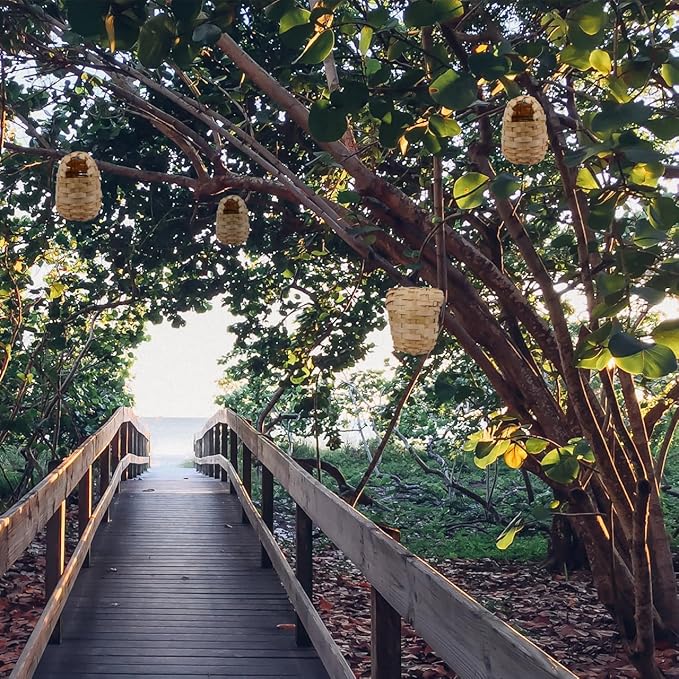 Milisten 6Pcs Handmade Bamboo Bird Nests with Hooks for Outdoor Bird Roosting Houses Winter Shelter and Garden Decoration