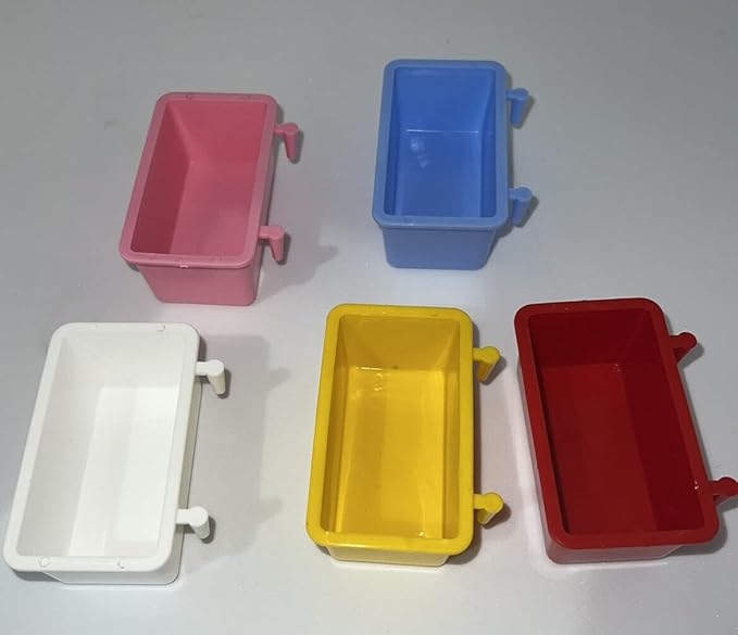 4 pcs Bird Cage Food Water Feeder Cups Plastic Hanging Bowl Parakeet Parrotlet Budgie Cockatiel Feeding Small 3 oz Each, Small Pet Feeding