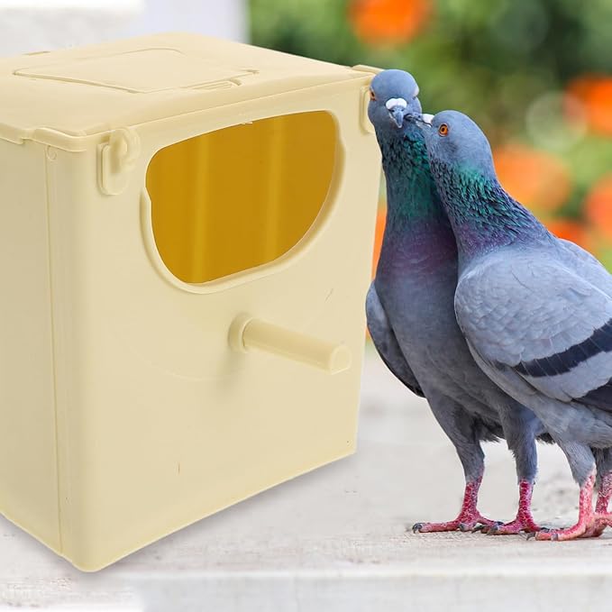 Happyyami 3pcs Plastic Birds Nesting House Bird Finch Nest Breeding Box Outdoor Mounted Parakeet Nest Box Plastic Hanging Bird Hut for Bird Cockatiel Parrot Budgie Random Color