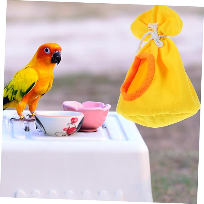 POPETPOP Bird Bed Parakeet Nesting Box Warm Flannel Sleeping Bag Parrot Sleeping Nest Bird Cage Hanging Bag Color