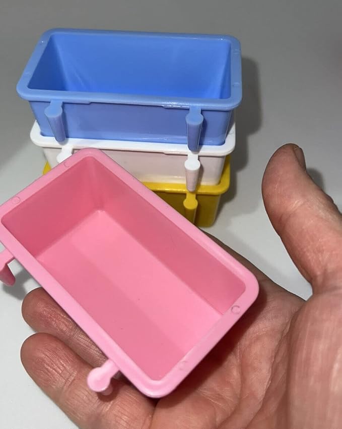 4 pcs Bird Cage Food Water Feeder Cups Plastic Hanging Bowl Parakeet Parrotlet Budgie Cockatiel Feeding Small 3 oz Each, Small Pet Feeding