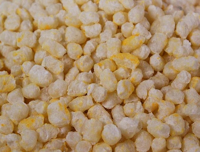 Penn-Plax Tweet Eats: Corn Puffs Natural Corn-Based Pet Treat for All Birds | Fun Way to Hand Feed - 1 Bag