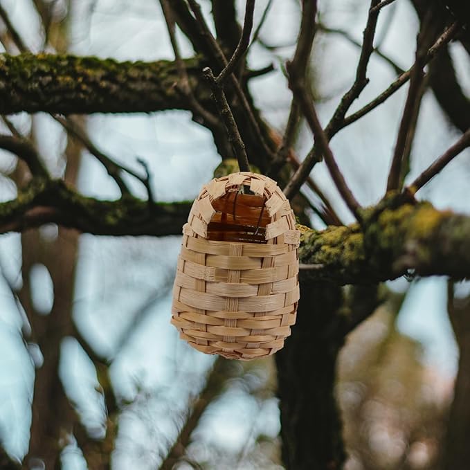 Milisten 6Pcs Handmade Bamboo Bird Nests with Hooks for Outdoor Bird Roosting Houses Winter Shelter and Garden Decoration