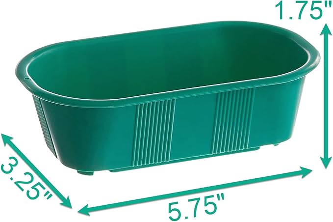 Penn-Plax Bird Bath with Mirror - Engaging Cage Accessory for Bathing, Play, and Feather Care - Easy to Clean & Install - Ideal for Parakeets, Canaries and Small Birds, 5.75 x 3.25 x 1.75 Inches