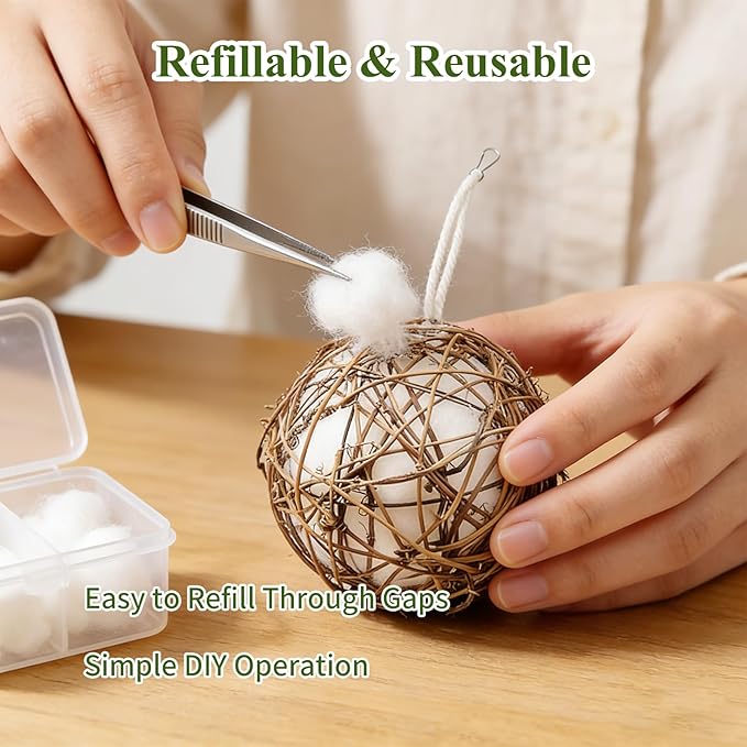 Gute Globe Hummingbird Nesters, Hummingbird Nesting Houses Set of 2, Bird Nesting Materials Holder, Refillable Balls Bird Nesting Station for Outdoor Wild Birds Wrens Finches Parrot (Small)