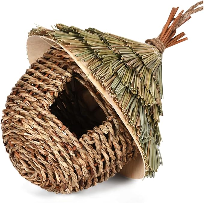 LIOOBO 2pcs Straw Bird's Nest Handwoven Bird Woven Bird House Hanging Bird Delicate Parrot Nest Hanging Parrot Nest Parrot Accessory Rough Bird Nest Parakeet Nest Parrot House Grass