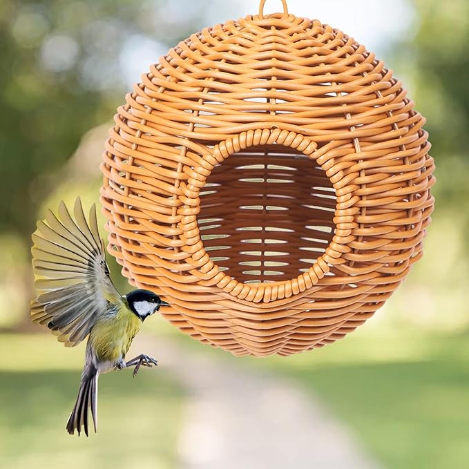 Rattan Parrot Shelter, Hand-Woven Bird House, Resistant Refuge for Small Birds, Hanging Enclosure Bed for Parakeets, Cockatiels, Lovebirds, Finches, Indoor and Outdoor Use