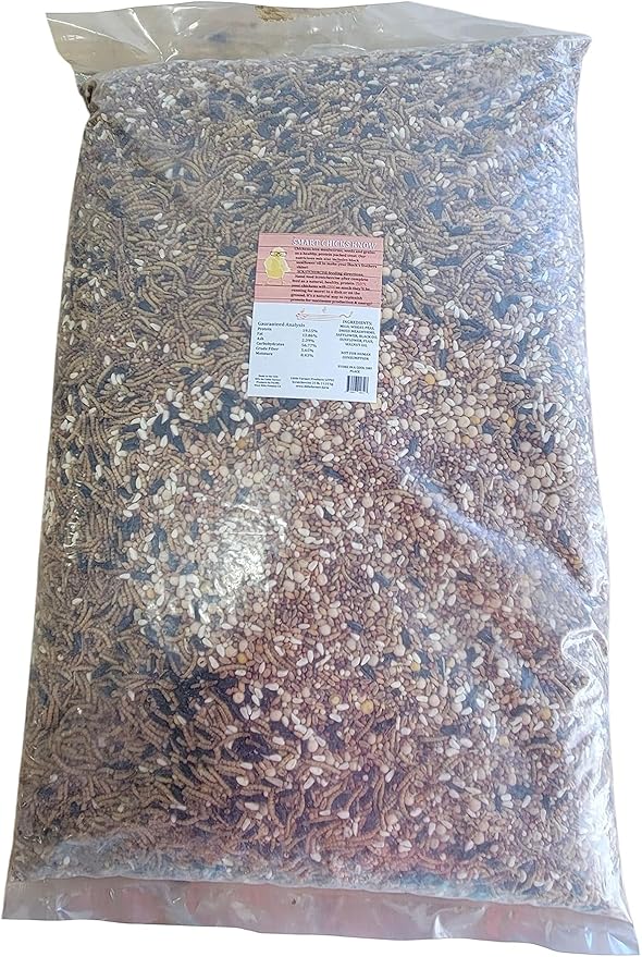 SCRATCHERCISE Premium Chicken Poultry Free-Range Scratch Treat Mix | Wheat, Milo, Peas, Sunflower, Safflower, Flax, Mealworms (25 lbs)