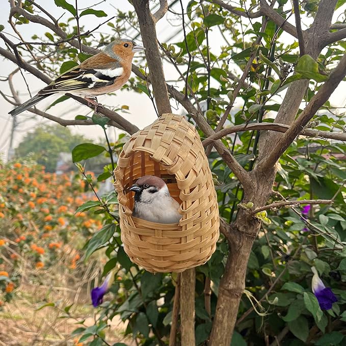 Finch Nest for Cages, Large Natural Bird Houses, Bamboo Hand Made Nests Hideout Cage with Metal Hook, Small Hut Toy House Shelter, Eco-Friendly Hanging Hand-Woven Box for Outdoor Accessories (1Pc)